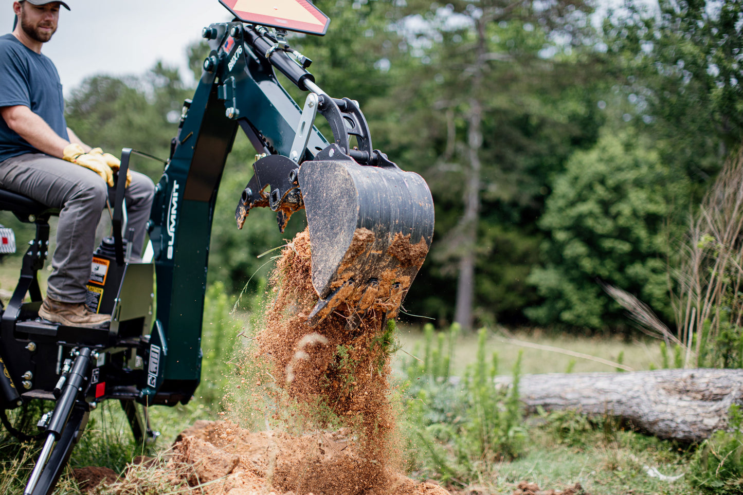 BHX76 Backhoe