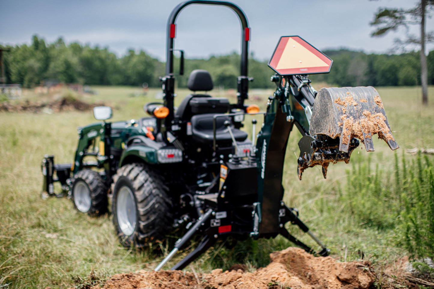 BHX76 Backhoe